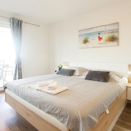Villa Ivano With Sea&Mountain View Kaštel Stari Εξωτερικό φωτογραφία