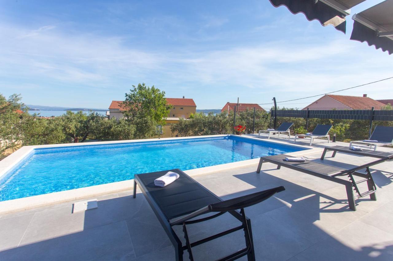 Villa Ivano With Sea&Mountain View Kaštel Stari Εξωτερικό φωτογραφία