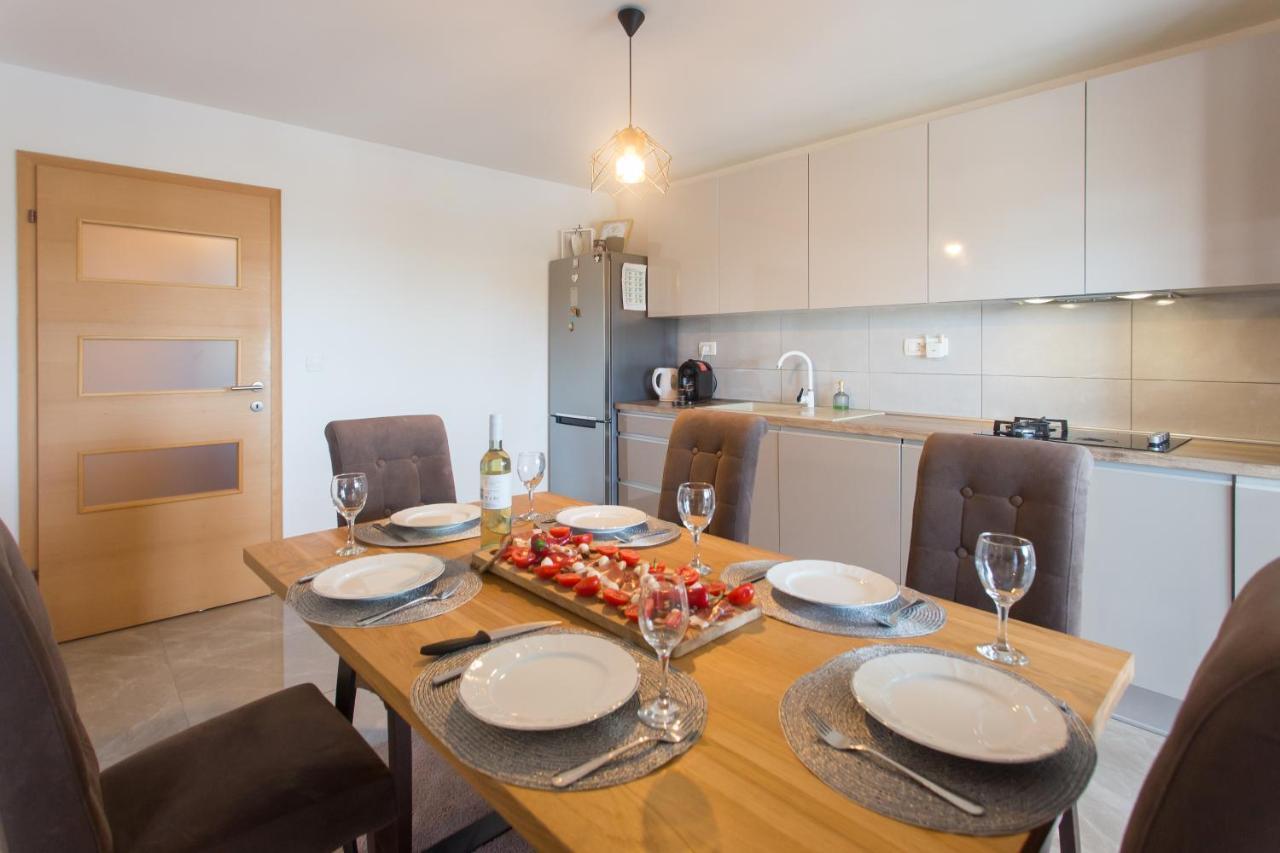 Villa Ivano With Sea&Mountain View Kaštel Stari Εξωτερικό φωτογραφία